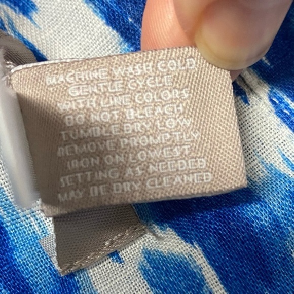 Chico's 2 Linen Ikat Shirt - Picture 5 of 5